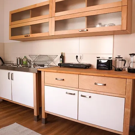 Fullhouse - Halle - T28 - Panda Apartment *