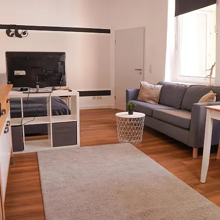 Fullhouse - Halle - T28 - Panda Апартаменты Галль